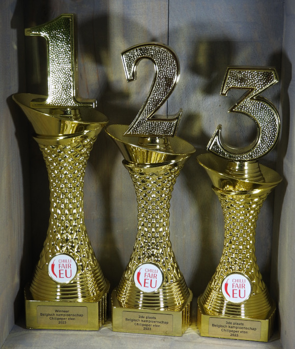 Trofeeën Belgisch Kampioenschap chilipeper eten 2023